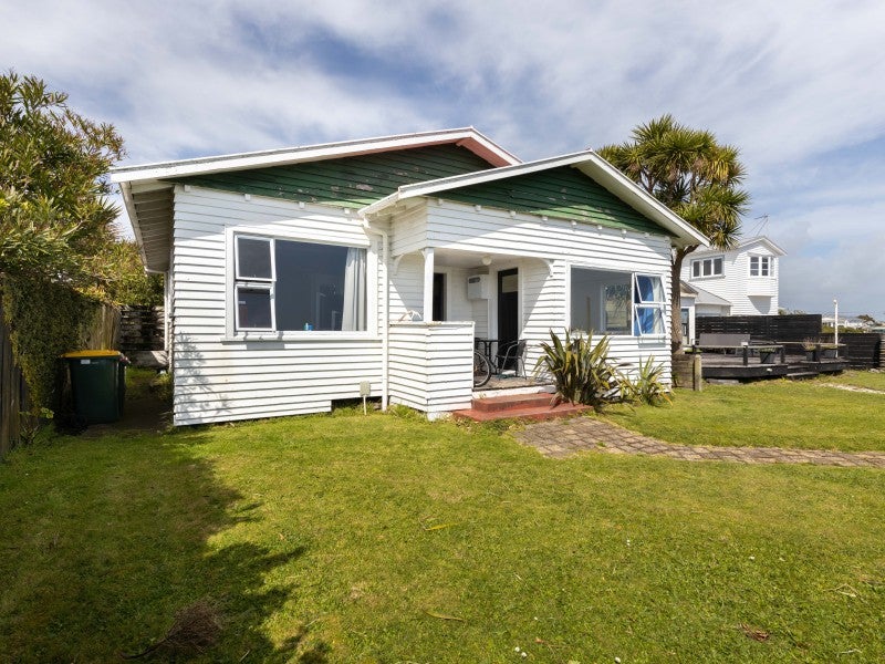417 Devon Street West, Lynmouth, New Plymouth - Carousel 1