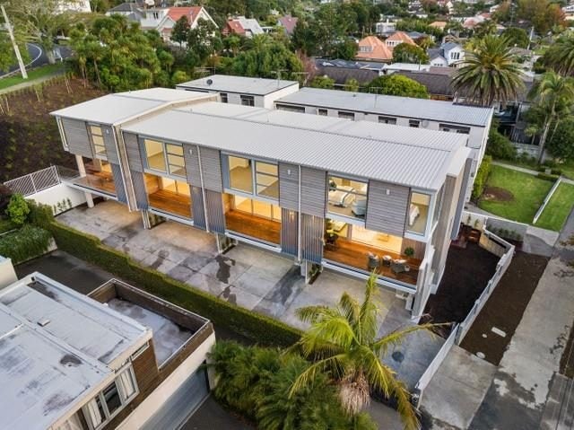 24A Patteson Avenue, Mission Bay, Auckland - Carousel 1