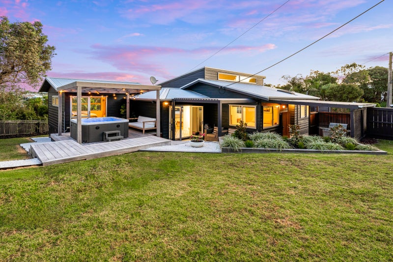 63 Ardern Avenue, Stanmore Bay, Whangaparaoa - Carousel 2