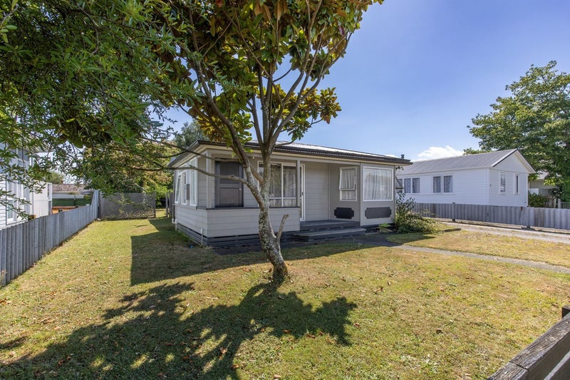 40 Hingaia Street, Turangi - Carousel 1