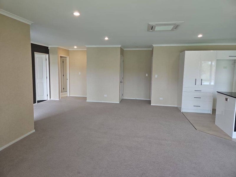2 Charlise Place, Onerahi, Whangarei - Carousel 2