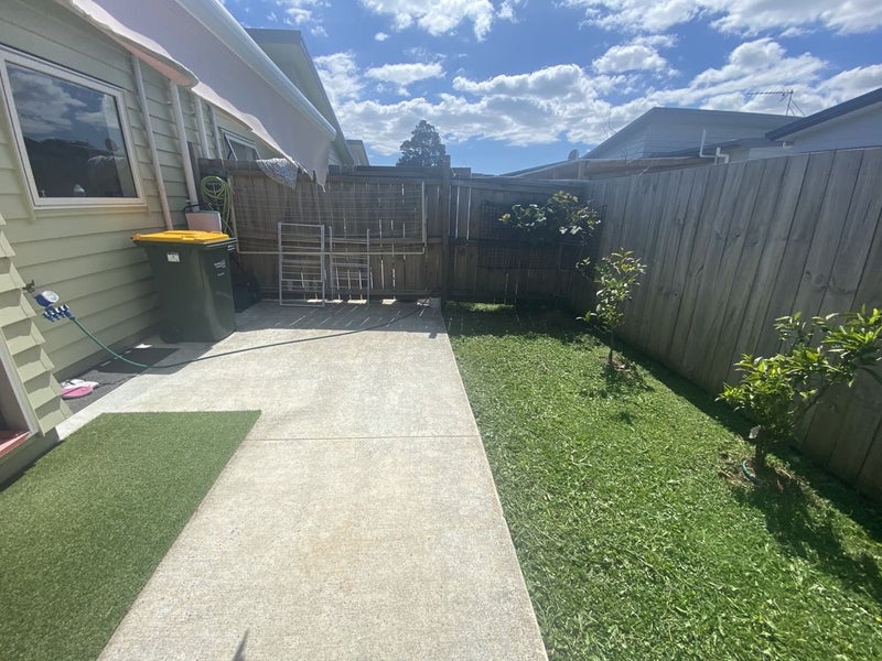 8 Fay Close, Wiri, Auckland - Carousel 8