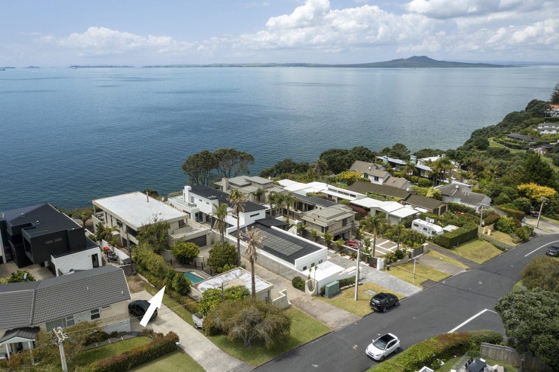 119 Churchill Road, Rothesay Bay, Auckland - Carousel 2