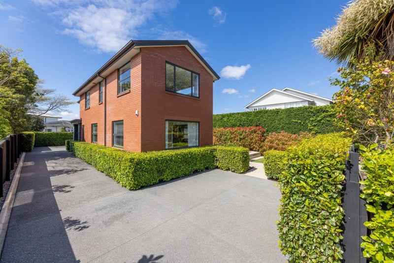 40B Idris Road, Fendalton, Christchurch - Carousel 23