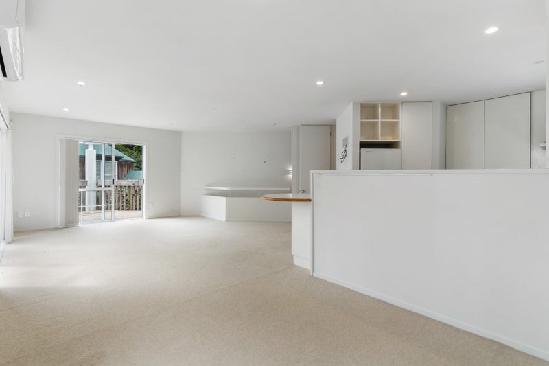 3/112 Coates Avenue, Orakei, Auckland - Carousel 2