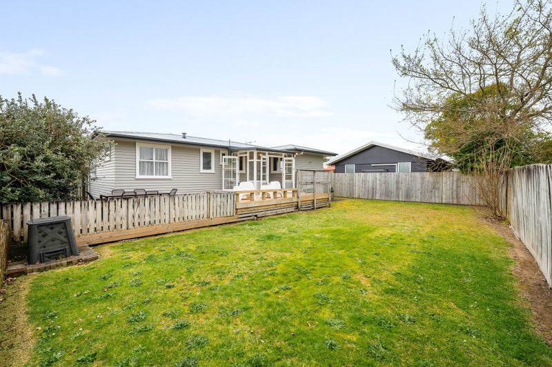 5A Richan Street, Glenview, Hamilton - Carousel 1