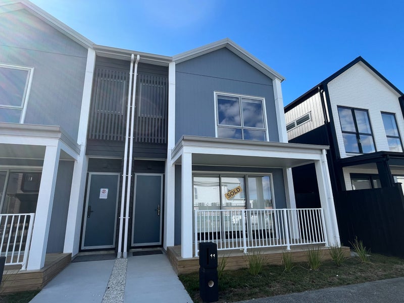 11 Yellow Pear Lane, Karaka, Papakura - Carousel 2