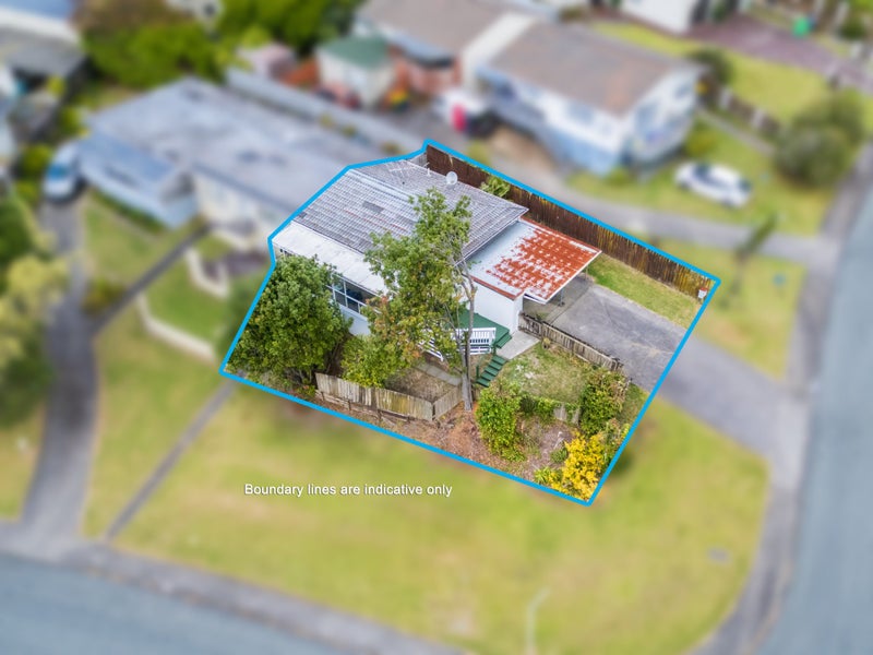 1/1 Flagstaff Place, Massey, Auckland - Carousel 21