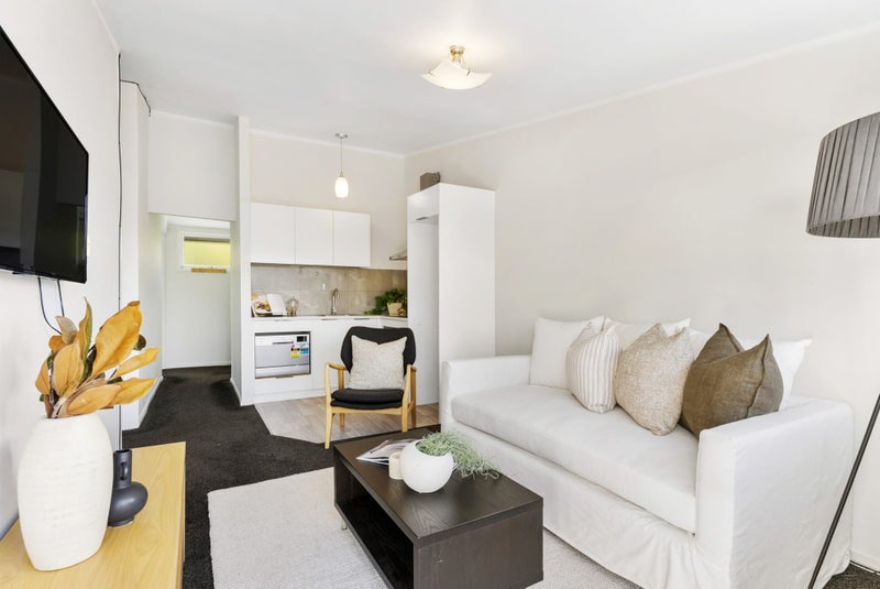 5/9 Don Croot Street, Western Springs, Auckland - Carousel 1