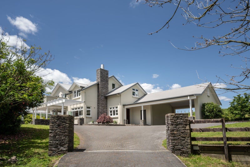 74 Norwegian Road, Rotoorangi - Carousel 1