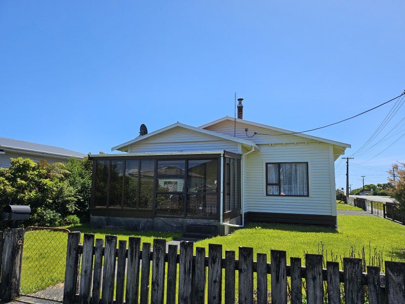 2 Clifford Street, Cobden, Greymouth - Carousel 1