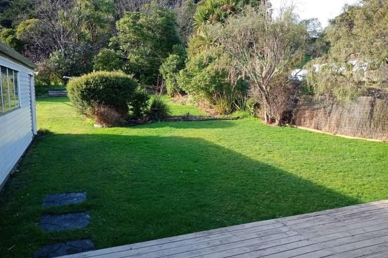 107 Main Road, Wainuiomata, Lower Hutt - Carousel 27