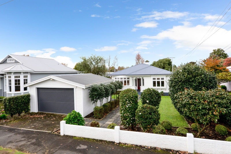 62A Firth Street, Hamilton East, Hamilton - Carousel 2