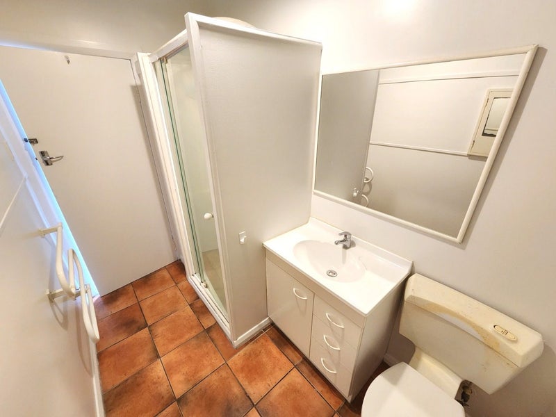 64 Holloway Road, Aro Valley, Wellington - Carousel 9