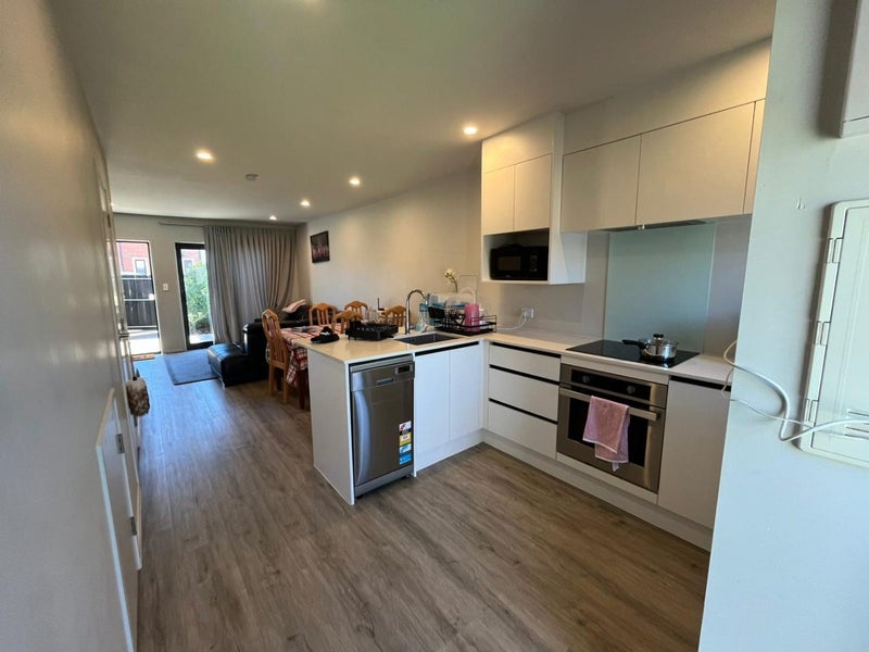 42/137 Hall Avenue, Favona, Auckland - Carousel 2