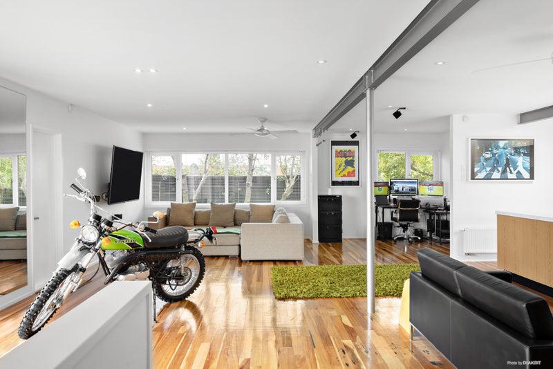 56 Thatcher Street, Mission Bay, Auckland - Carousel 2