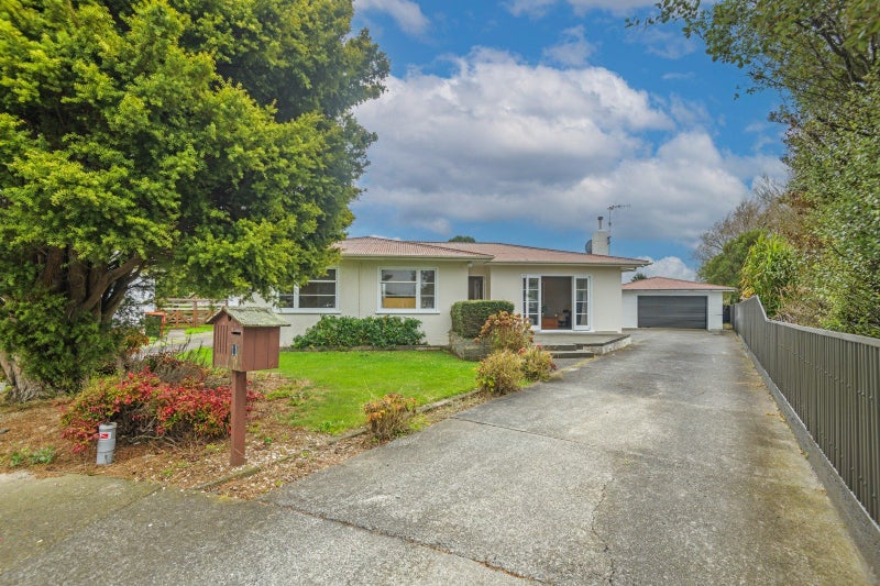 11 Moray Place, Highbury, Palmerston North - Carousel 16