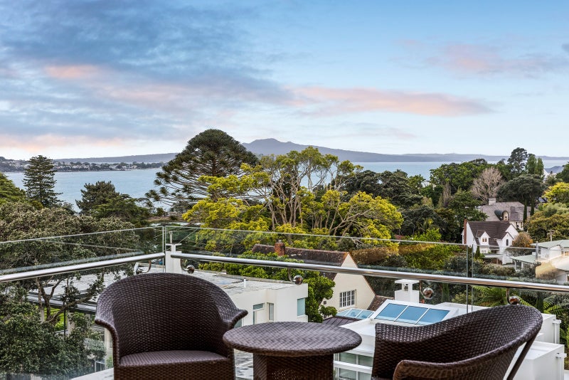 69B Gladstone Road, Parnell, Auckland - Carousel 2