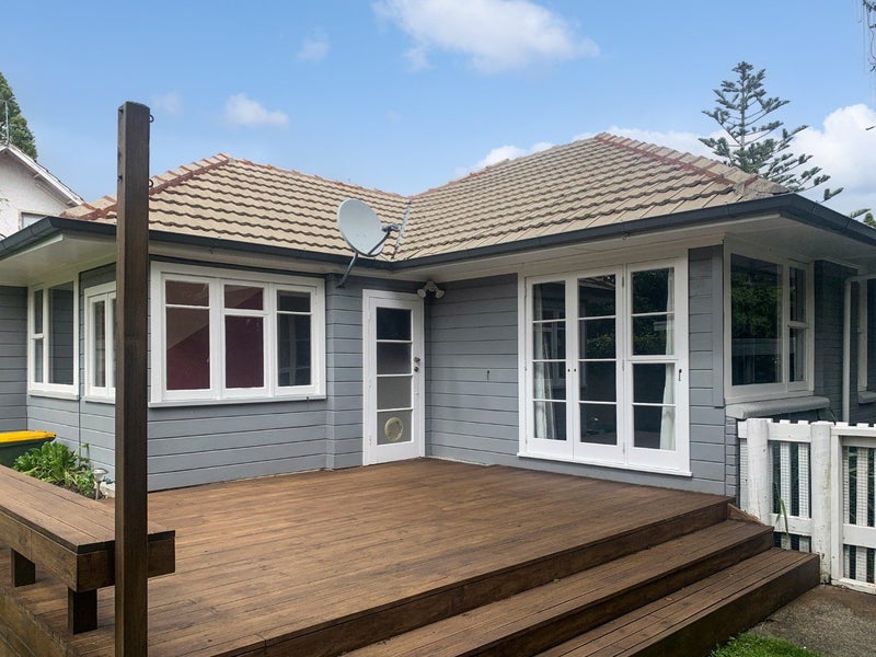 302 River Road, Claudelands, Hamilton - Carousel 1