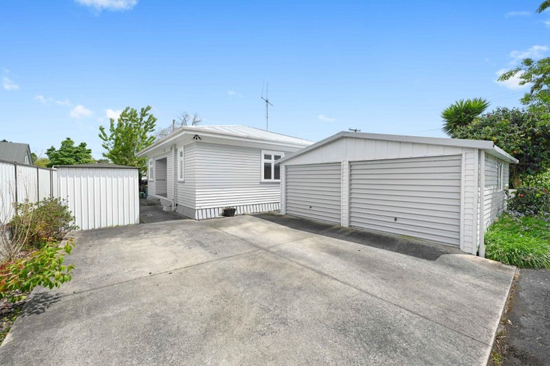 13 Howden Road, Fairfield, Hamilton - Carousel 12