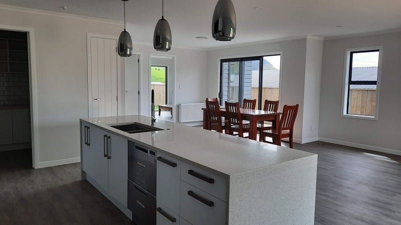 36 Atherton Terrace, Churton Park, Wellington - Carousel 2