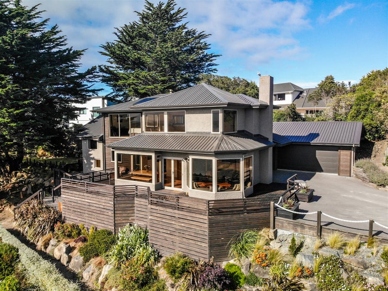297 Highcliff Road, Highcliff, Dunedin - Carousel 1