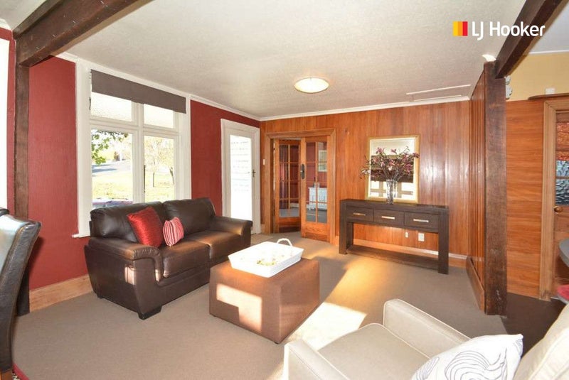 15 Henry Street, Maori Hill, Dunedin - Carousel 2