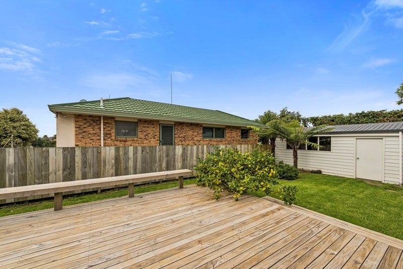 12B Seaview Road, Otumoetai, Tauranga - Carousel 15