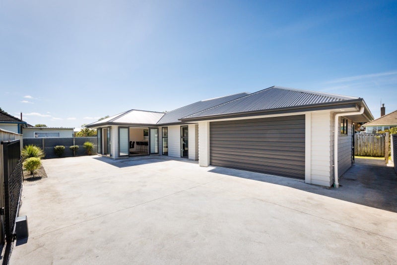 27B Tyne Street, Roslyn, Palmerston North - Carousel 2