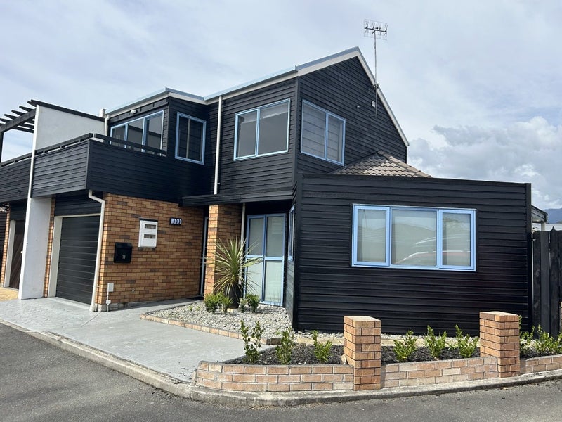 11 Highgrove Way, The Wood, Nelson - Carousel 1