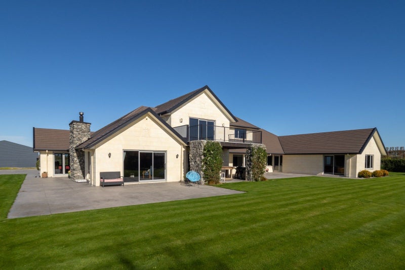 141 Milton Road South, Elgin, Ashburton - Carousel 38