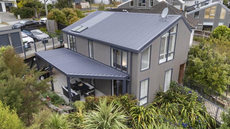 39 Castledine Crescent, Glen Innes, Auckland - Carousel 1