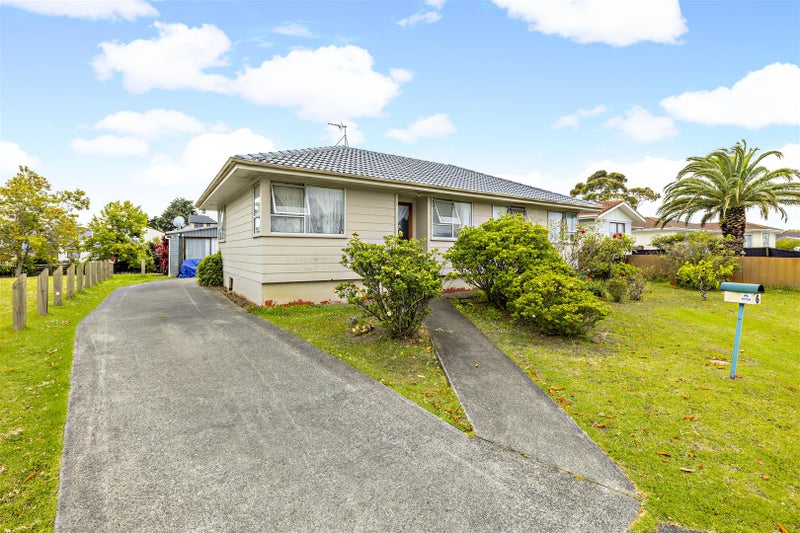 6 Treviso Place, Clover Park, Auckland - Carousel 1