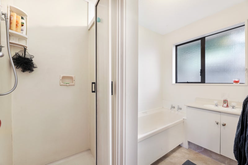 2/3 Arran Crescent, Woolston, Christchurch - Carousel 10