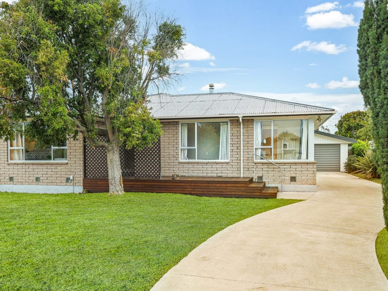 4 Vivian Street, Burwood, Christchurch - Carousel 2