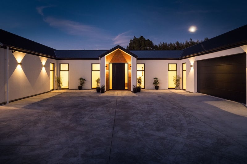 11 Te Kahu Lane, Halcombe, Feilding - Carousel 2