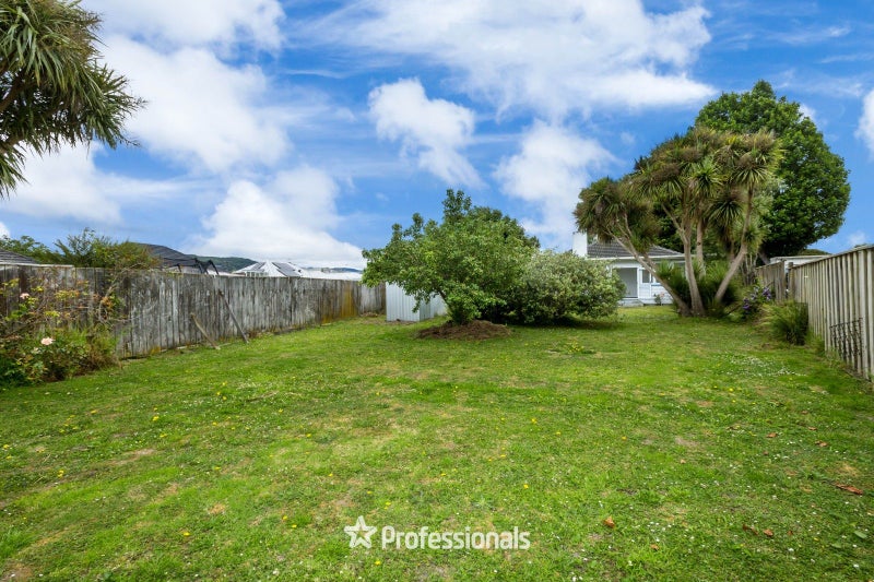 122 McLeod Street, Elderslea, Upper Hutt - Carousel 24