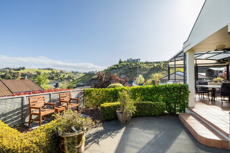 11A Cumberland Rise, Taradale, Napier - Carousel 1