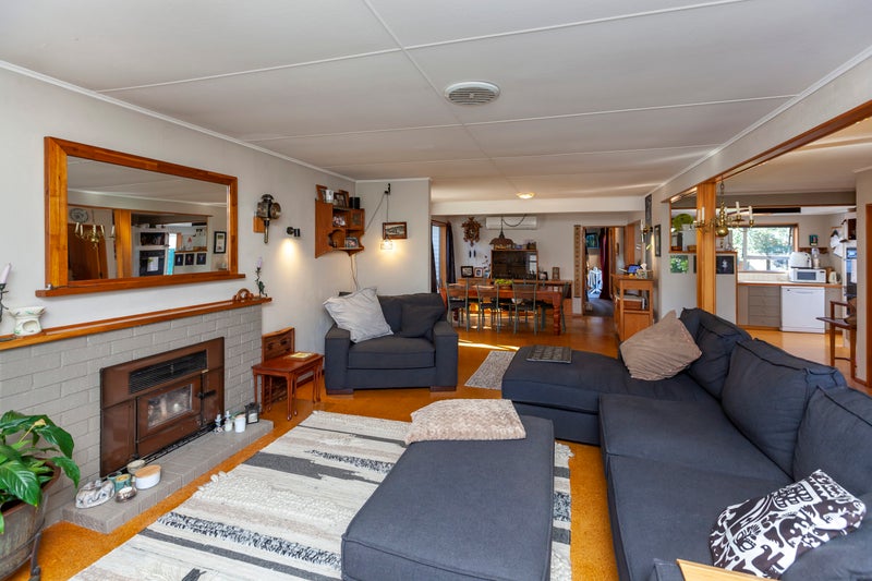 6 Hillcrest Road, Raumati South, Paraparaumu - Carousel 2