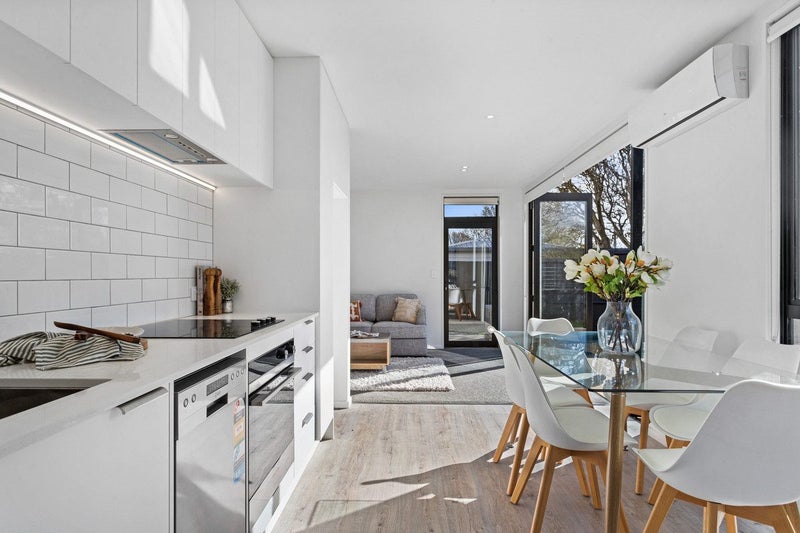 1/11 Hinemoa Street, Spreydon, Christchurch - Carousel 1