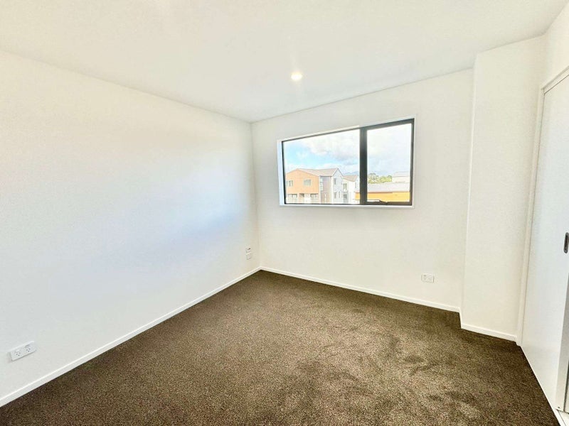 0 Great North Road, Westmere, WHANGANUI - Carousel 12