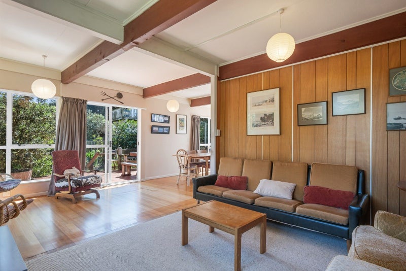 9 Duncan Street, Waikawa Beach, Levin - Carousel 2