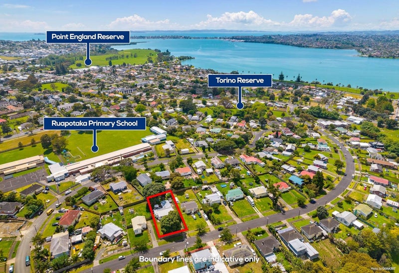 22 Torino Street, Point England, Auckland - Carousel 2