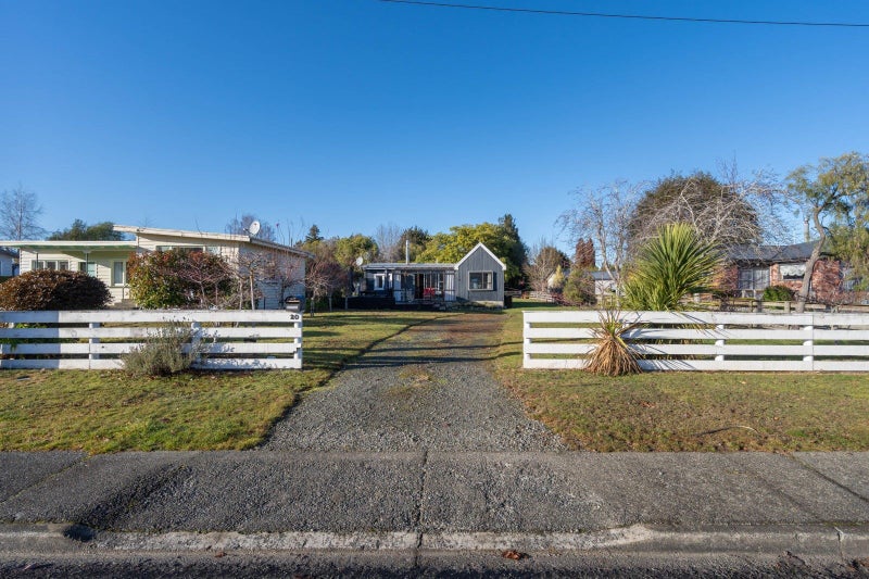 20 Matai Street, Te Anau, Te Anau - Carousel 2