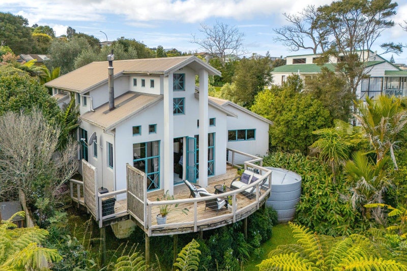 13 Cooks Lookout, Whitianga - Carousel 1