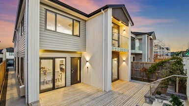221A Murphys Road, Flat Bush, Auckland - Carousel 1