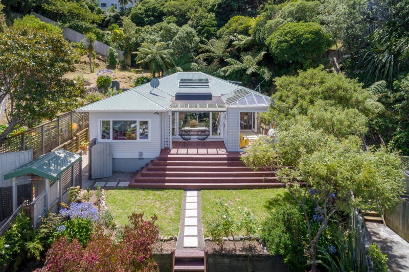 40 Rakau Road, Hataitai, Wellington - Carousel 1