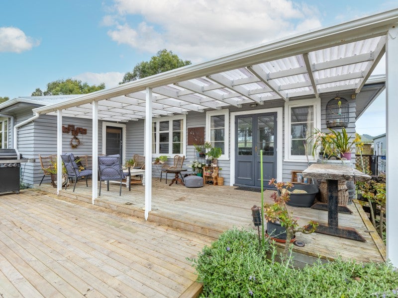 314 White Road, Otane - Carousel 1