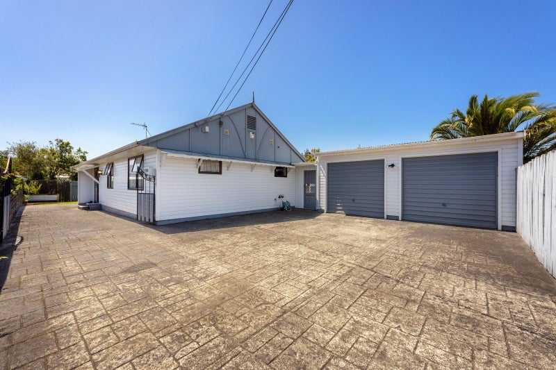 1/10 Wilford Street, Wallaceville, Upper Hutt - Carousel 1