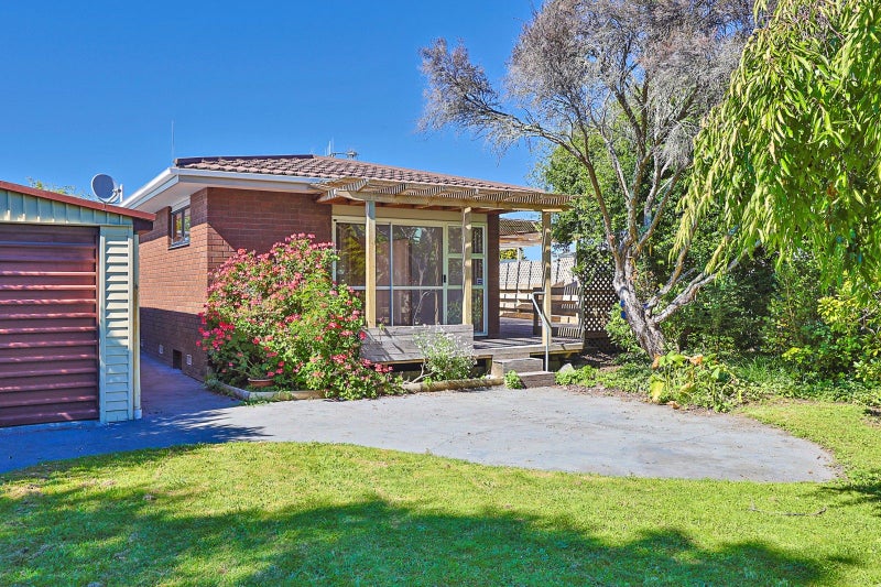 36 Peddie Street, Taradale, Napier - Carousel 16